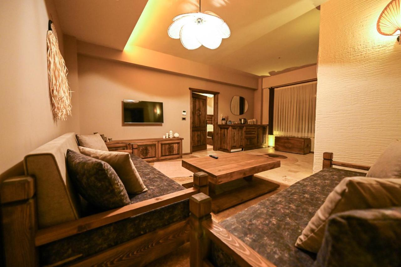 Louis Cappadocia Hotel อุตชิซาร์ ภายนอก รูปภาพ